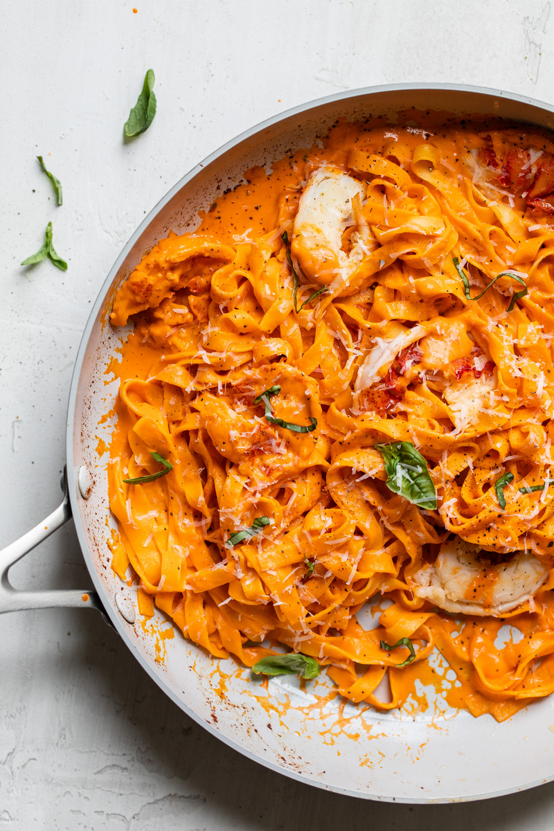 Roasted-Red-Pepper-Pasta-with-Maine-Lobster_10-1200x800-9b9f185.png